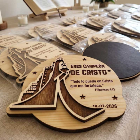 Recuerdo Magnético de Madera Personalizado para Eventos de Iglesias | 7x7 cm. | madera pino 6 mm. | corte y grabado láser